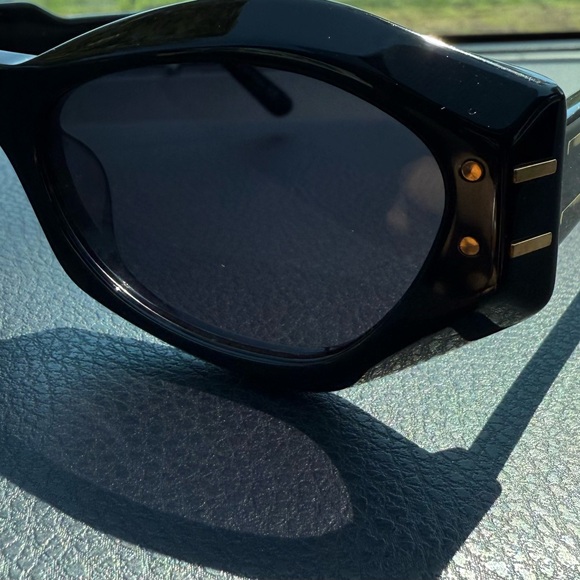 Diorpacific Black Sunglasses shades - Picture 10 of 10